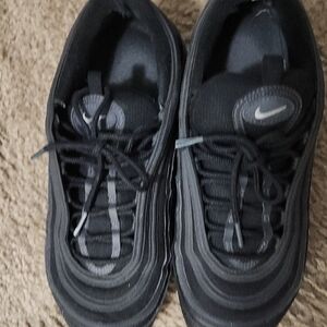 Nike Triple Black Air Max Sneakers